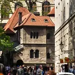 Old Town Luxury Apartment/Sauna/Bathtub/Ac