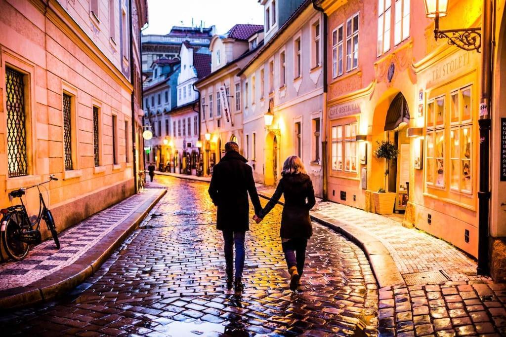 Old Town Luxury Apartment/sauna/bathtub/ac Apartment
