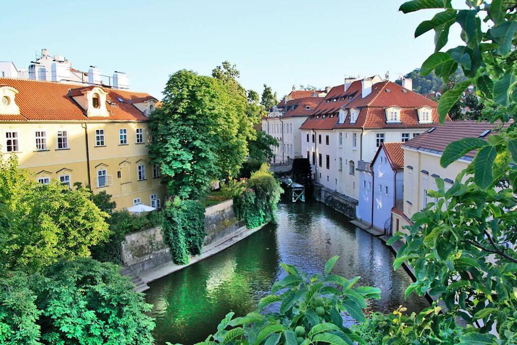 Old Town Luxury Apartment/sauna/bathtub/ac * Praga