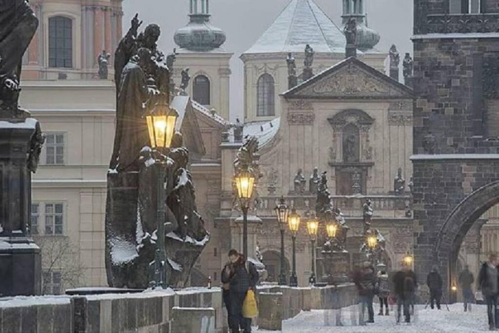 Appartamento Old Town Luxury Apartment/sauna/bathtub/ac Praga